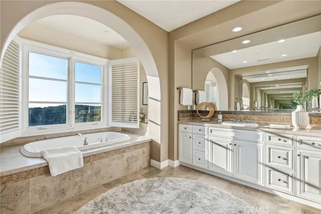 $11,250,000 | 3 Coral Cay, Newport Coast, CA 92657