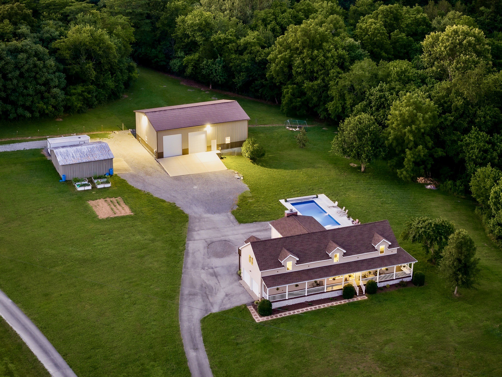 4045 Lower Helton Road Alexandria, TN 37012 - Photo 1 of 47