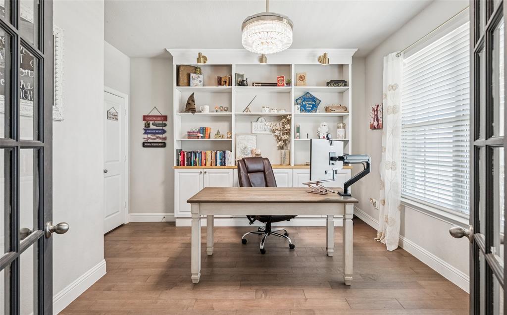11852 Toppell Trail Fort Worth, TX 76052 - Photo 22 of 32 a view of a workspace with furniture