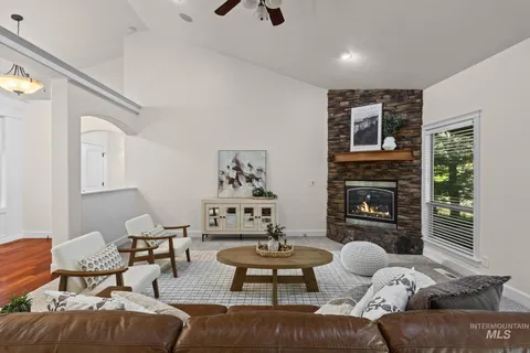 $965,000 | 4946 North Villa Ridge Way, Boise, ID 83703