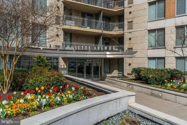 $2,600 | 555 Massachusetts Avenue Northwest, Unit 917, Washington, DC 20001