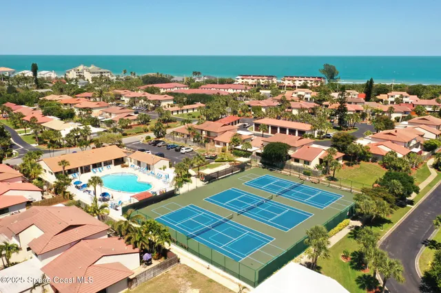 $435,000 | 3232 Sand Dunes Court, Melbourne Beach, FL 32951