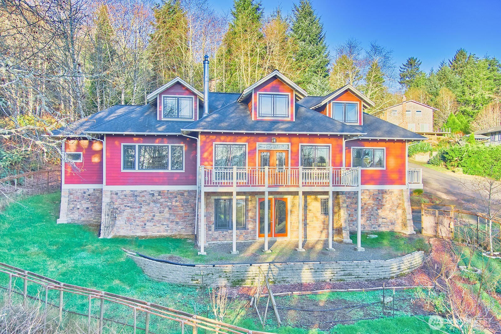 2147 Klahanee Drive Southwest Ilwaco, WA 98624 - Photo 1 of 36