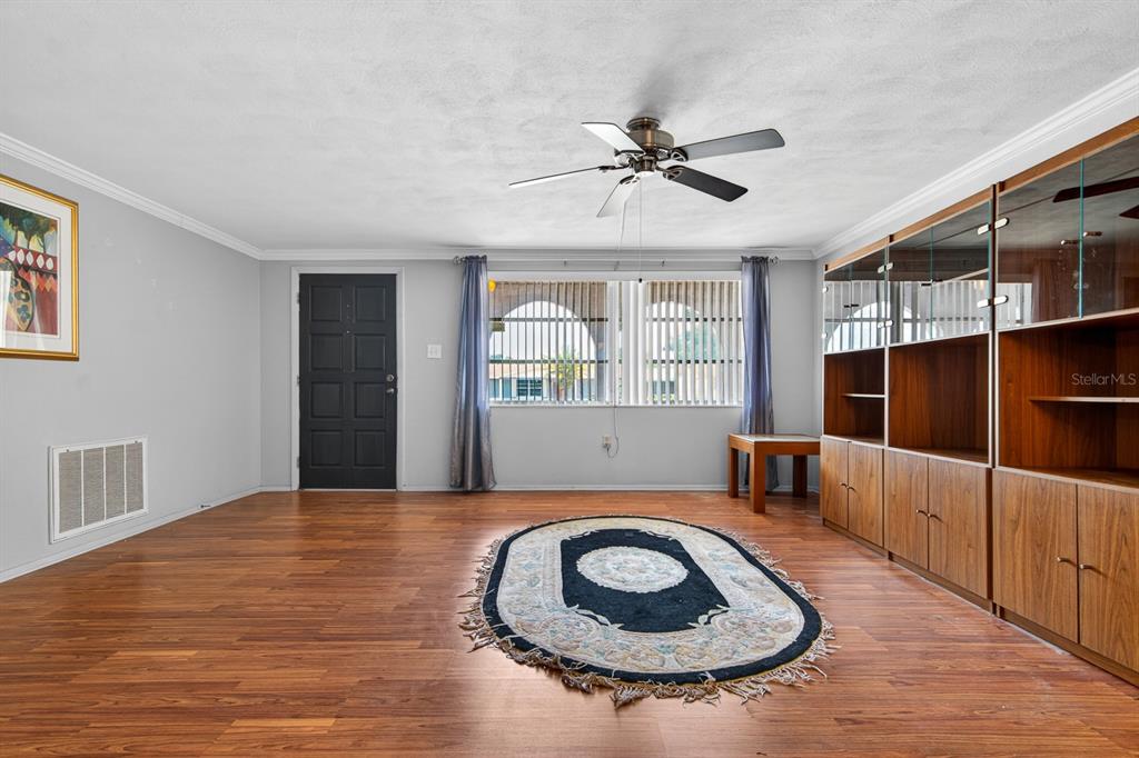 6021 2nd Avenue New Port Richey, FL 34653 - Photo 4 of 44