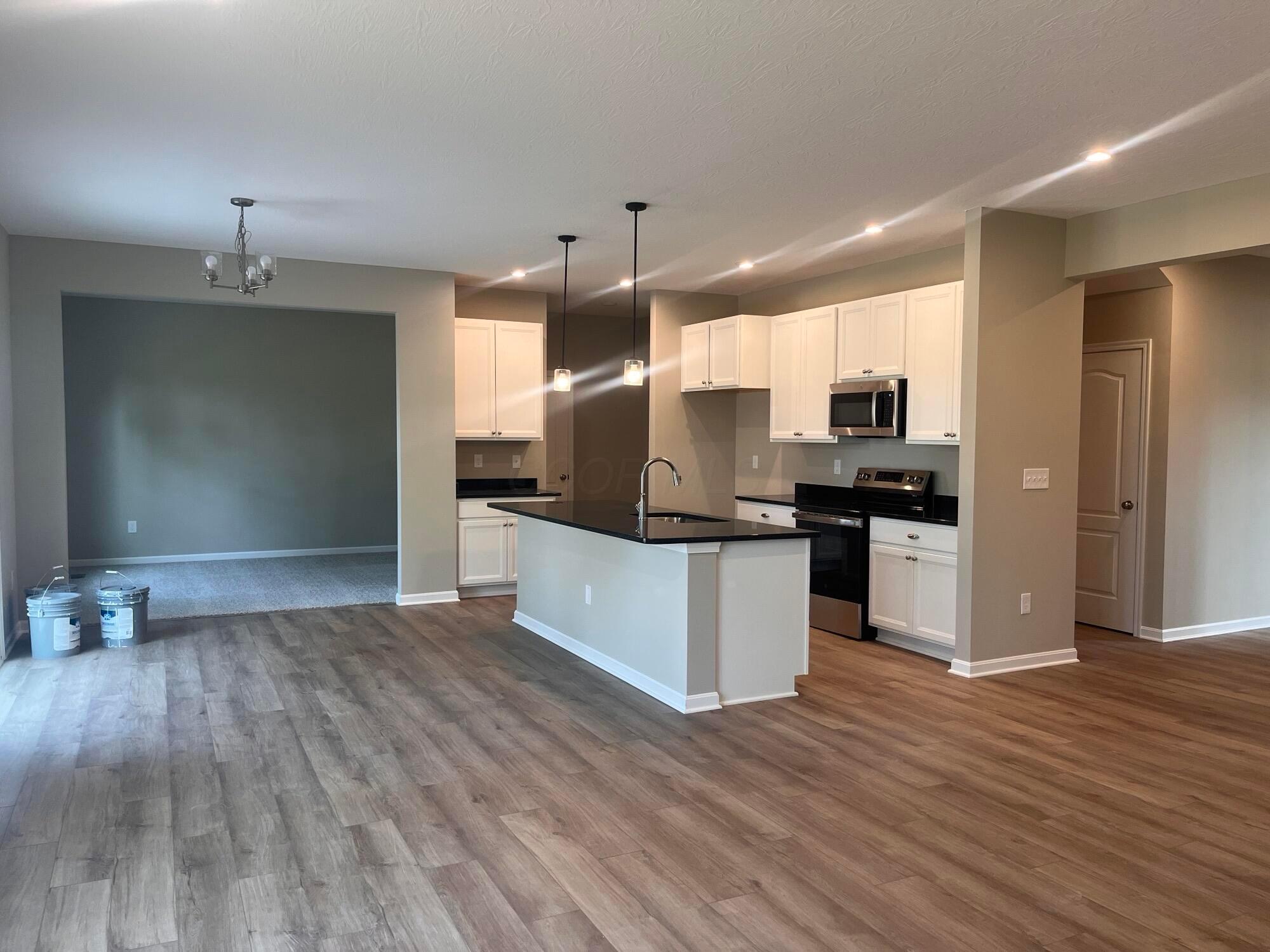 410 Waterlily Lane Pataskala, OH 43062 - Photo 2 of 11 IMG_6753