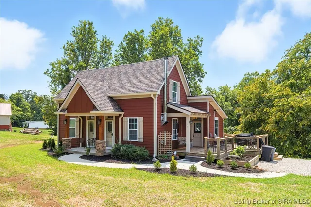 $259,000 | 3745 Crandall Lanesville Road Northeast, Lanesville, IN 47136