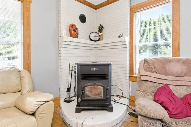 $259,000 | 3745 Crandall Lanesville Road Northeast, Lanesville, IN 47136