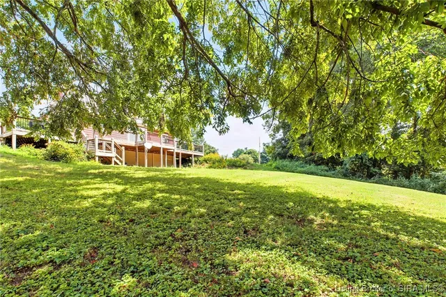 $259,000 | 3745 Crandall Lanesville Road Northeast, Lanesville, IN 47136