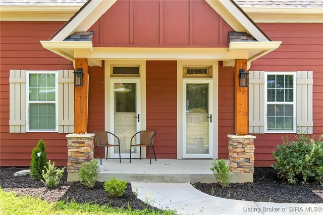 $259,000 | 3745 Crandall Lanesville Road Northeast, Lanesville, IN 47136