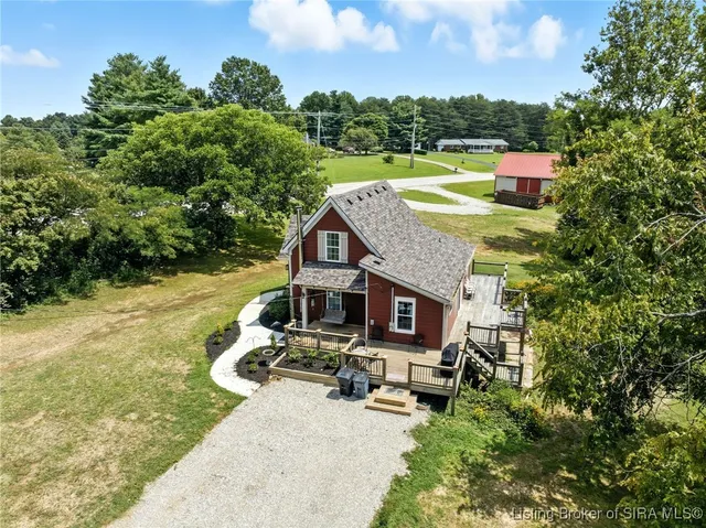 $259,000 | 3745 Crandall Lanesville Road Northeast, Lanesville, IN 47136