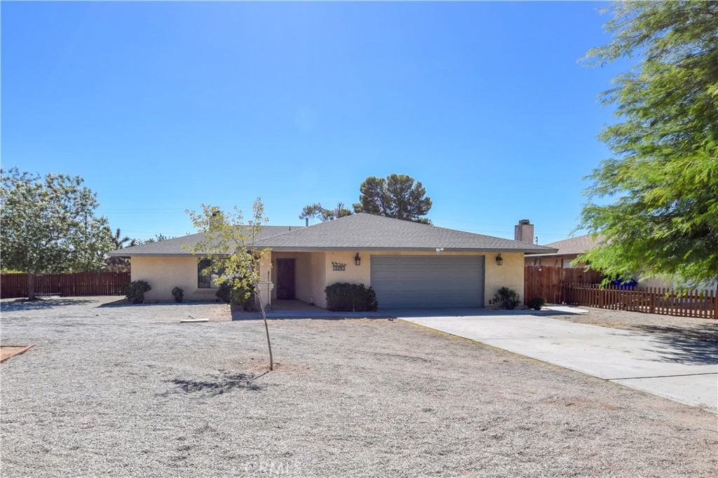 13253 Pocono Road Apple Valley, CA 92308 - Photo 3 of 26