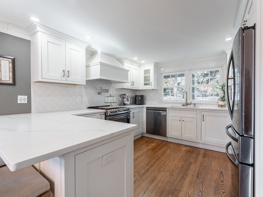 87 Bridle Path Road Springfield, MA 01118 - Photo 12 of 35