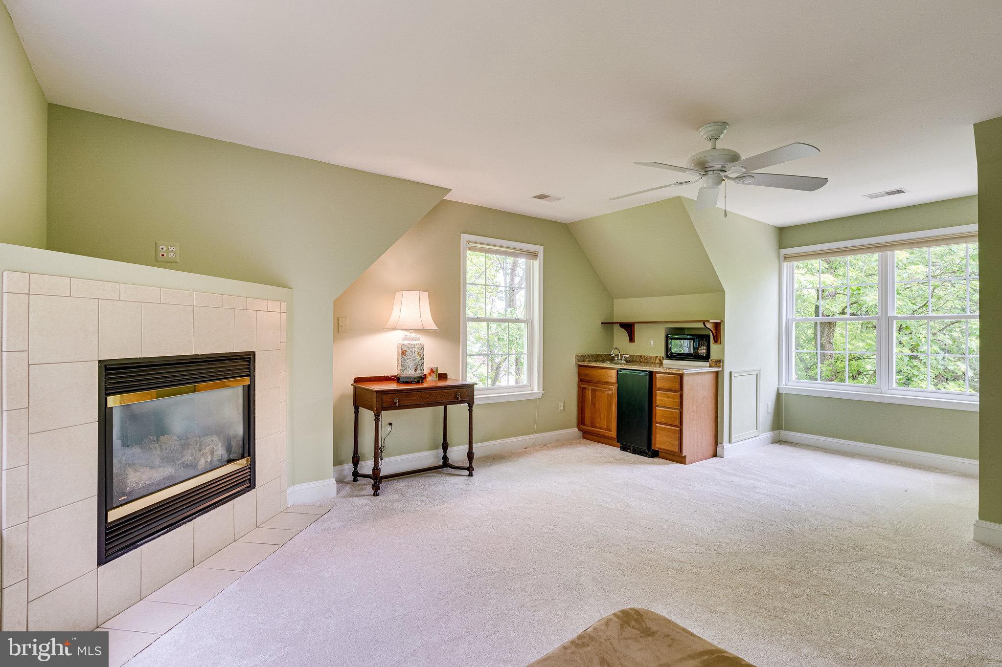 2860 Hill Road Vienna, VA 22181 - Photo 24 of 51 Gallery Image 24