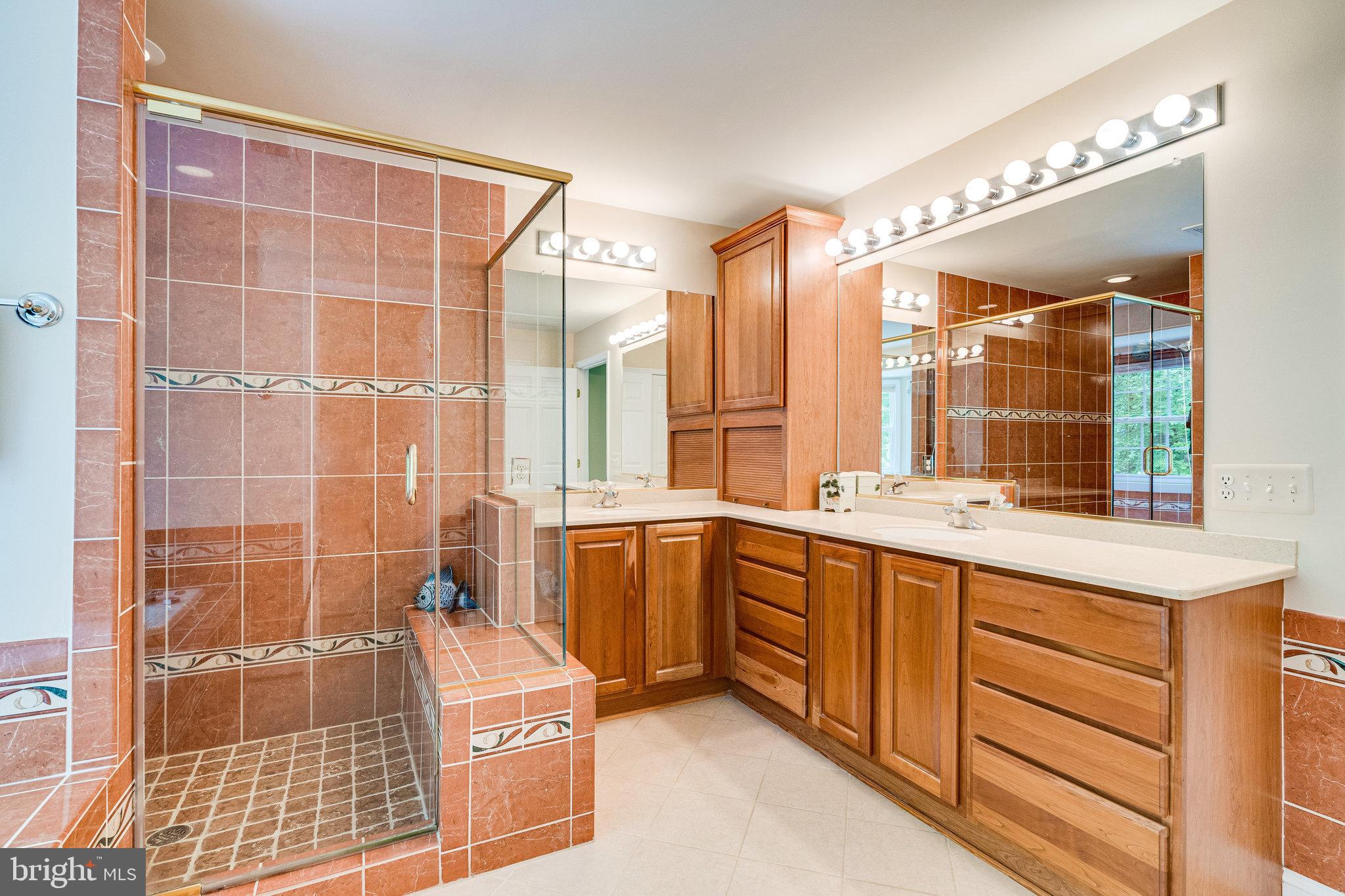 2860 Hill Road Vienna, VA 22181 - Photo 26 of 51 Gallery Image 26