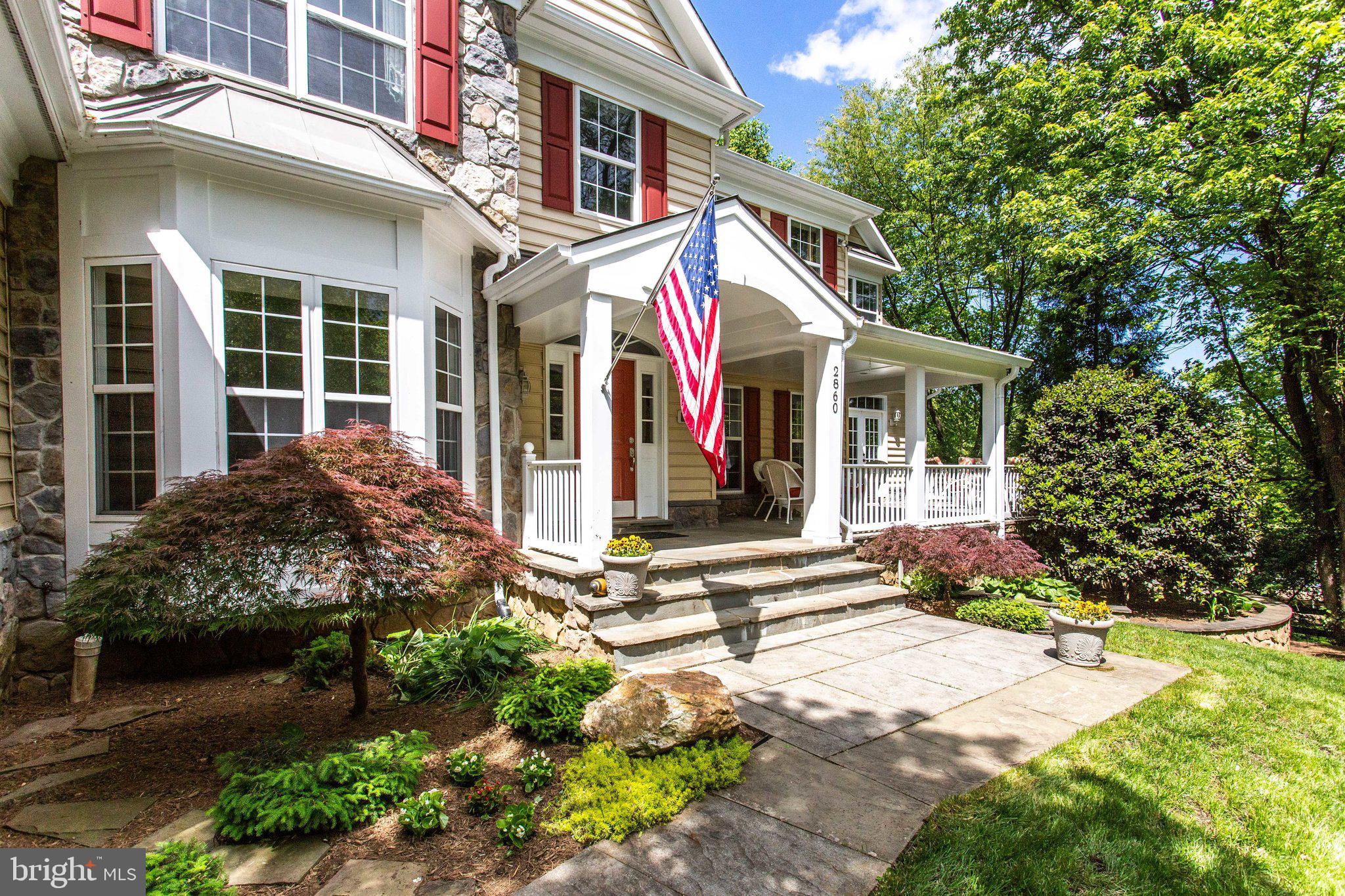 2860 Hill Road Vienna, VA 22181 - Photo 4 of 51 Gallery Image 4