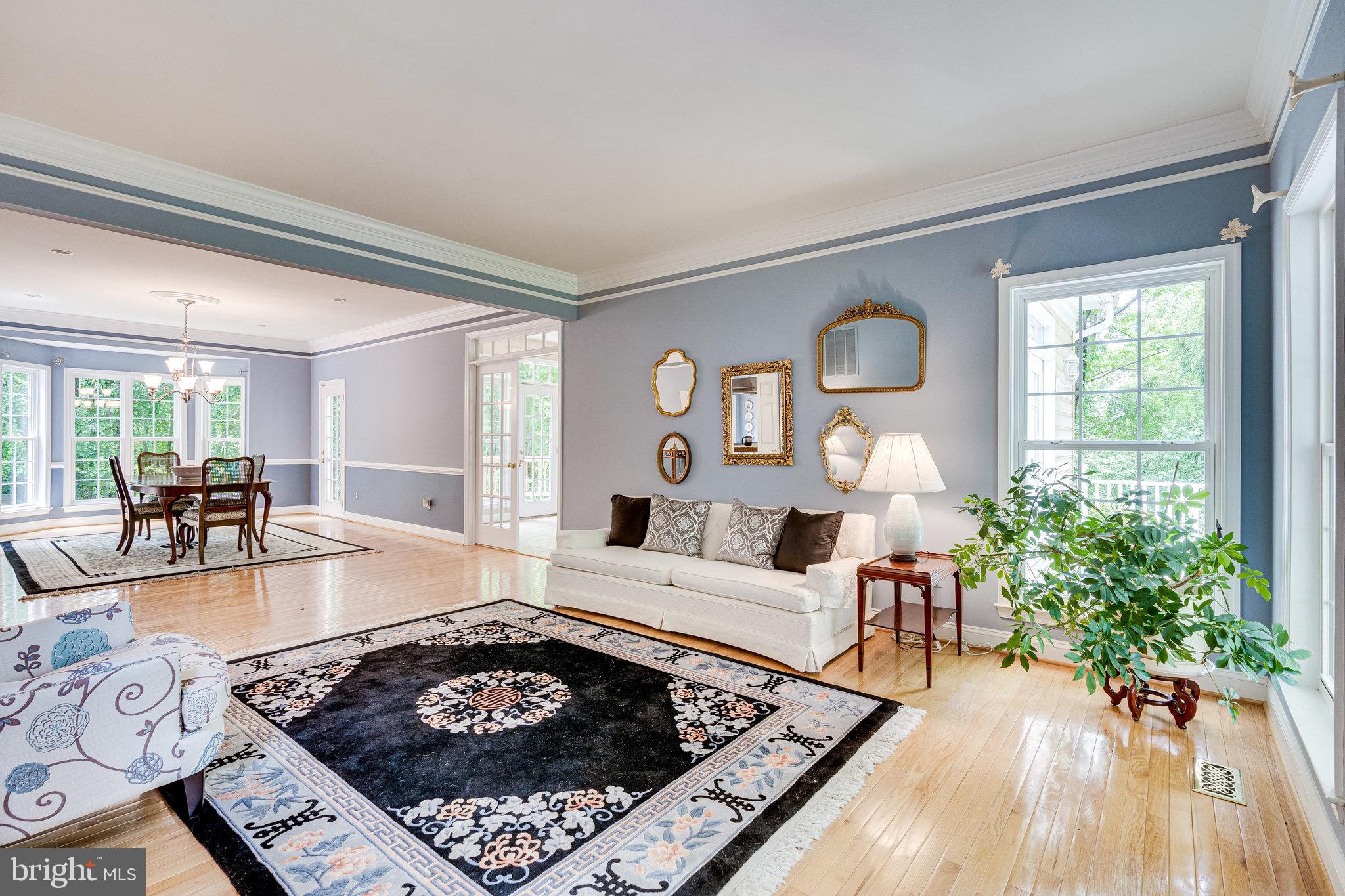 2860 Hill Road Vienna, VA 22181 - Photo 8 of 51 Gallery Image 8