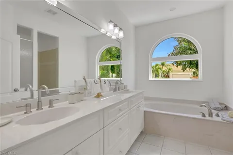 $825,000 | 8995 Lely Island Circle, Naples, FL 34113