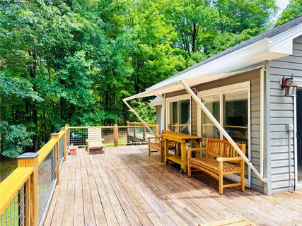 $1,100,000 | 153 SkyView Circle, Asheville, NC 28804