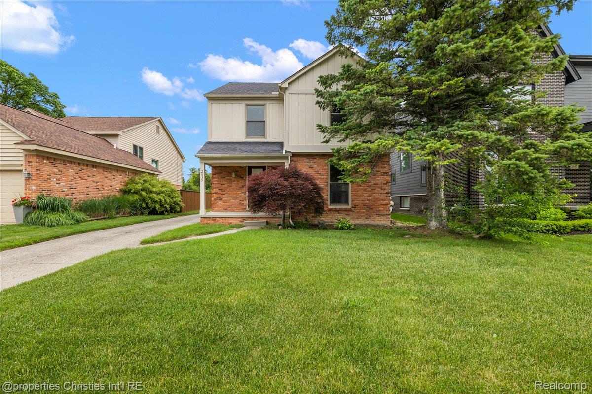 2635 Dorchester Road Birmingham, MI 48009 - Photo 2 of 44