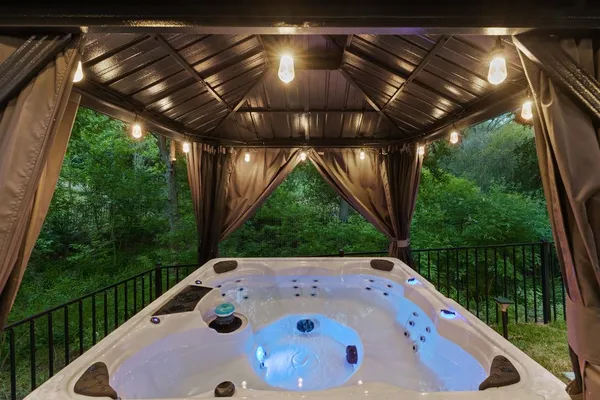 $1,175,000 | 3018 Sunridge Drive, Unit 8, Austin, TX 78741