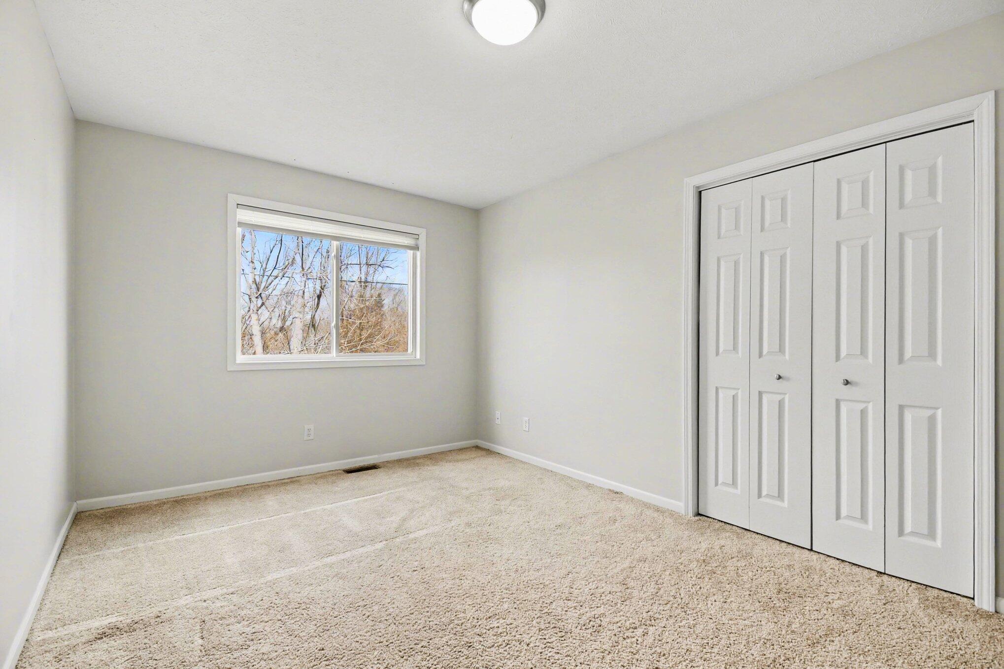 5151 Taylor Ridge Drive Southeast Kentwood, MI 49512 - Photo 11 of 27 011_file_1372
