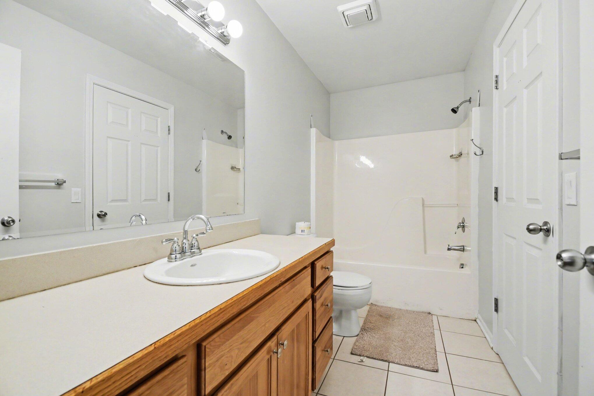 5151 Taylor Ridge Drive Southeast Kentwood, MI 49512 - Photo 16 of 27 016_file_8718