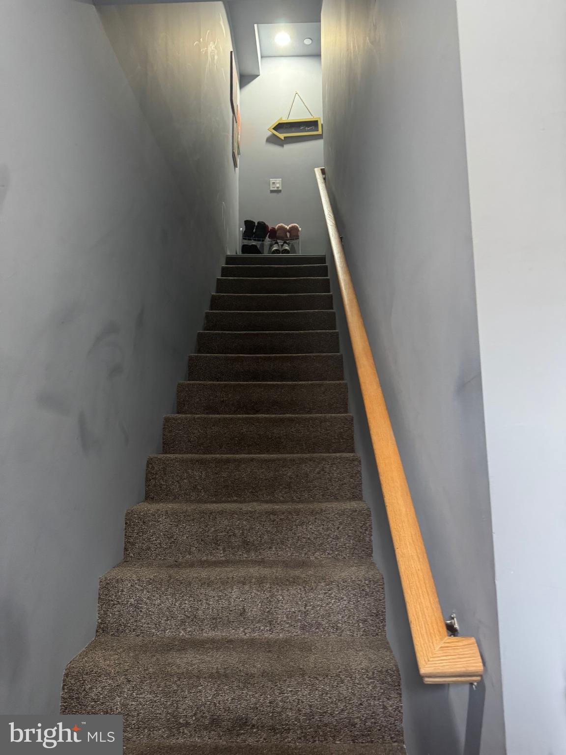 17 Rhode Island Avenue Northeast Washington, DC 20002 - Photo 5 of 12 a view of entryway