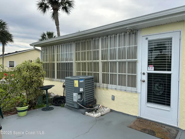 $175,000 | 8520 Highway 1, Unit H1, Micco, FL 32976