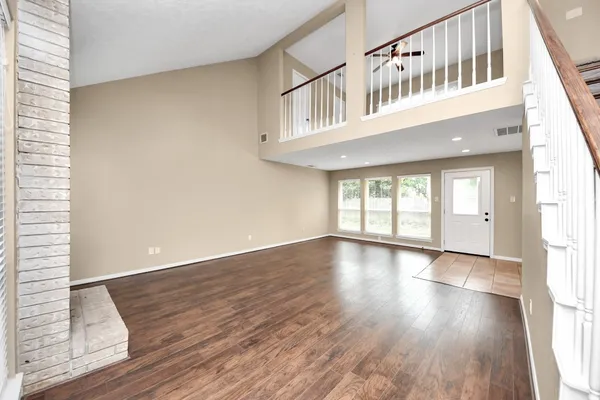 $2,450 | 3834 Carya Circle, Sugar Land, TX 77479
