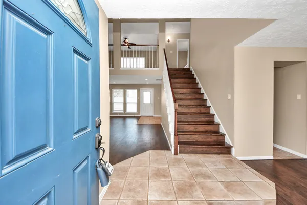 $2,400 | 3834 Carya Circle, Sugar Land, TX 77479