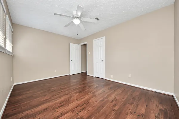 $2,400 | 3834 Carya Circle, Sugar Land, TX 77479