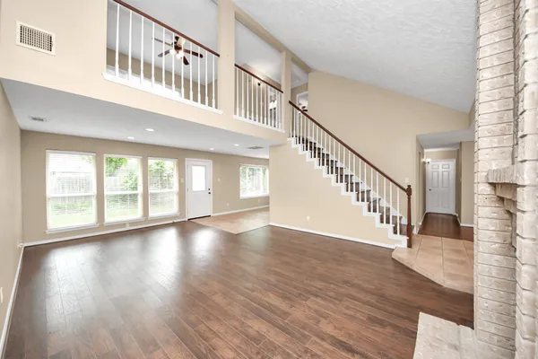 $2,400 | 3834 Carya Circle, Sugar Land, TX 77479