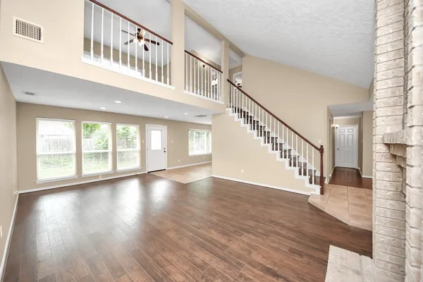 $2,450 | 3834 Carya Circle, Sugar Land, TX 77479