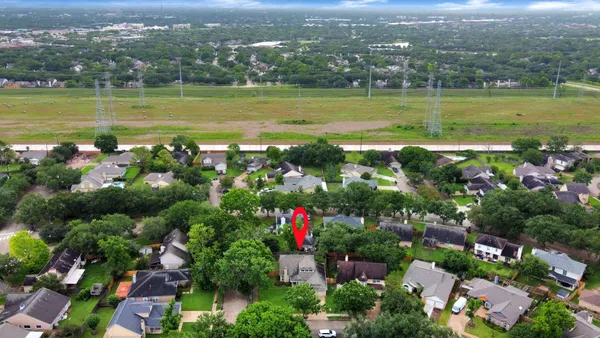$2,400 | 3834 Carya Circle, Sugar Land, TX 77479