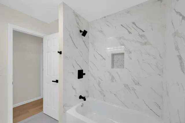 $439,900 | 2064 Long Hill Road, Guilford, CT 06437