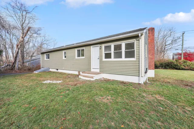 $439,900 | 2064 Long Hill Road, Guilford, CT 06437