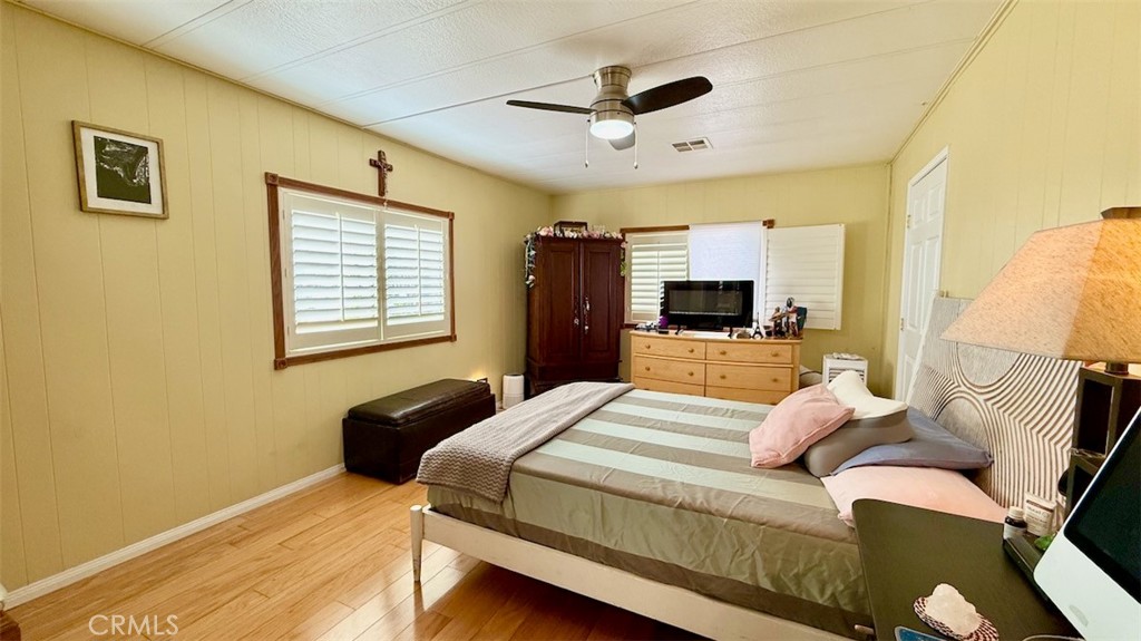 23301 Ridge Rte Drive, Unit 47 Laguna Hills, CA 92653 - Photo 9 of 30 Primary Bedroom with private bathroom