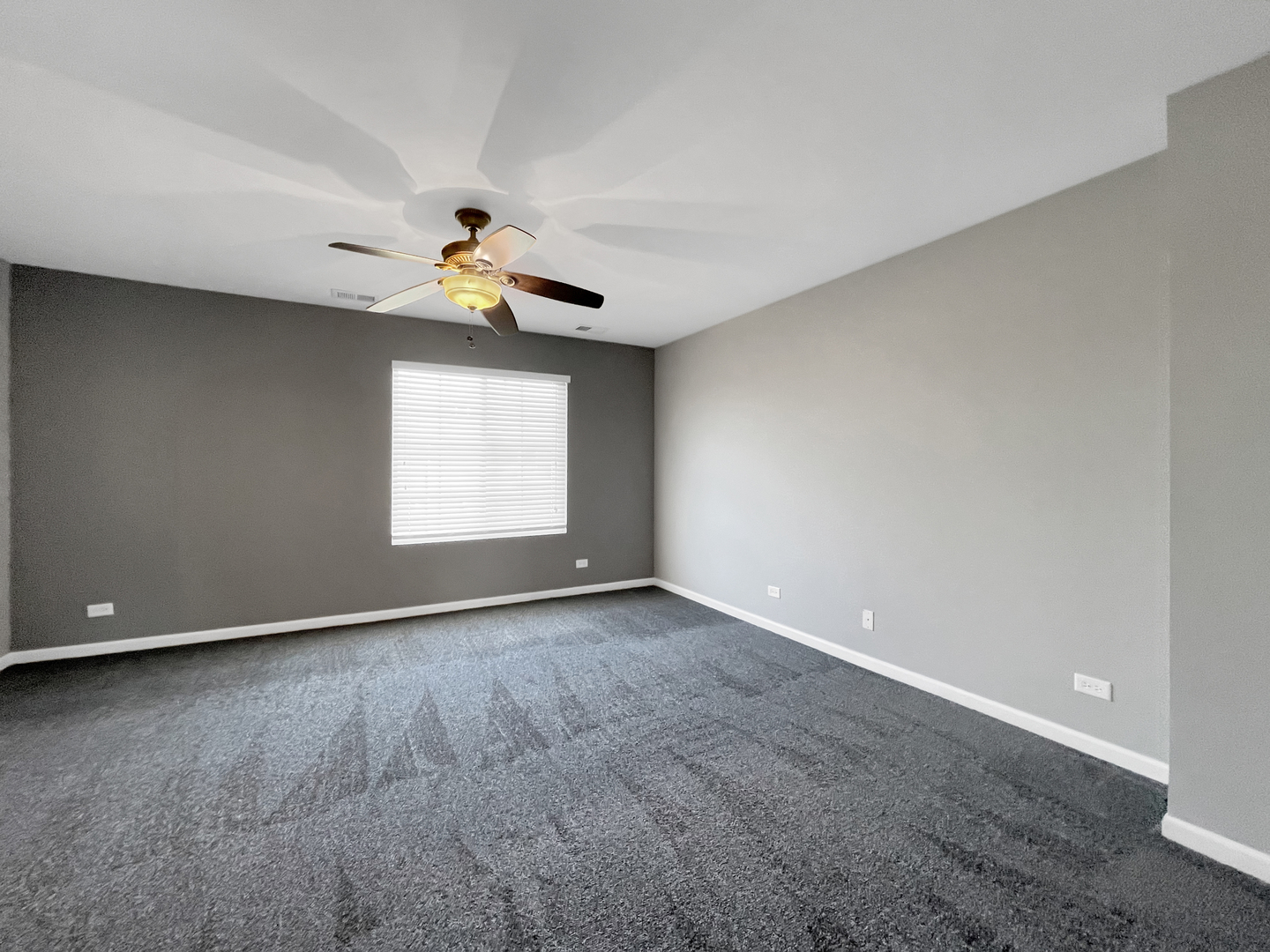 3414 Cameron Drive Elgin, IL 60124 - Photo 13 of 24 a view of an empty room with window