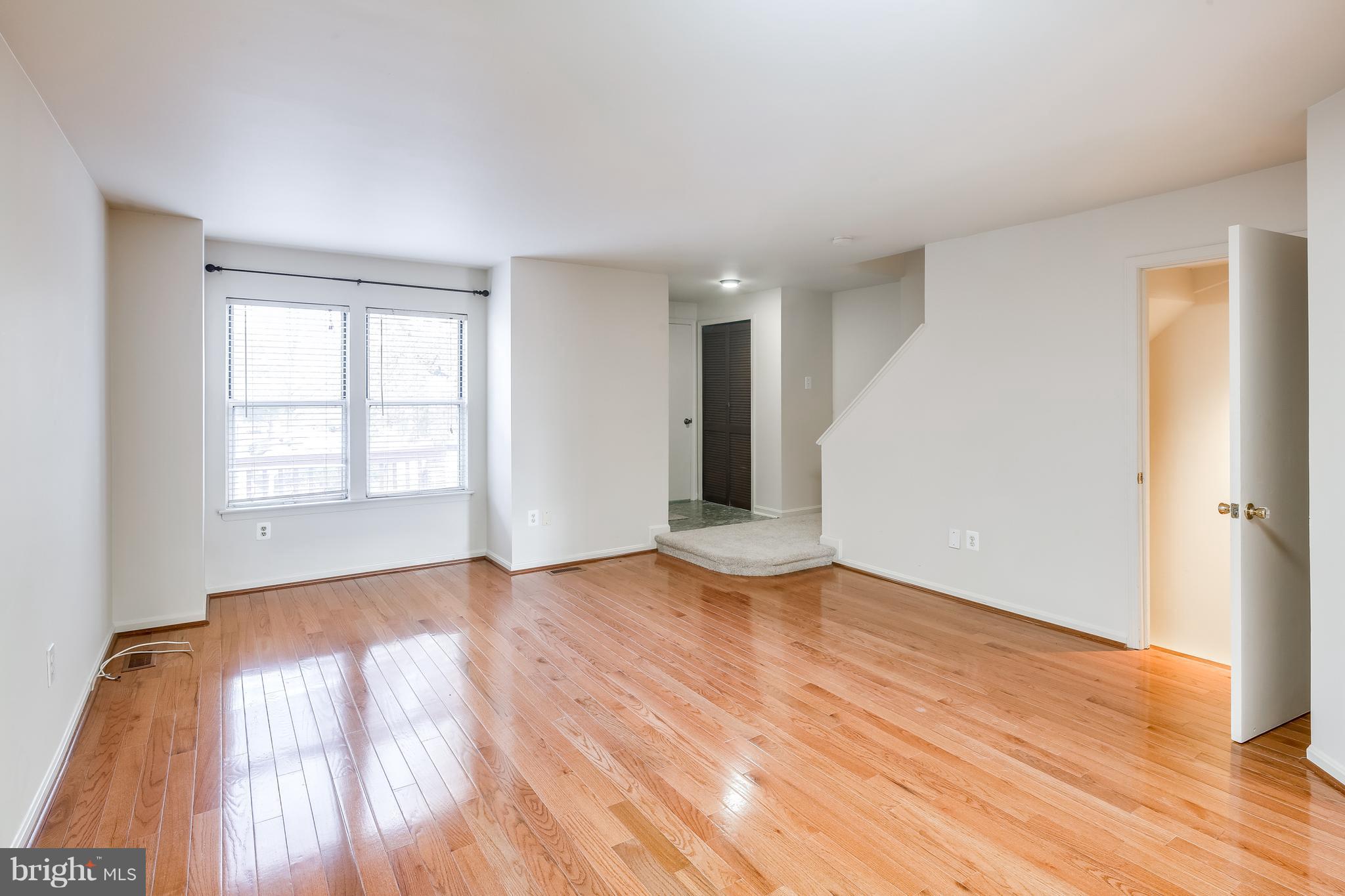 8705 Ridge Road Ellicott City, MD 21043 - Photo 2 of 20 Living Room