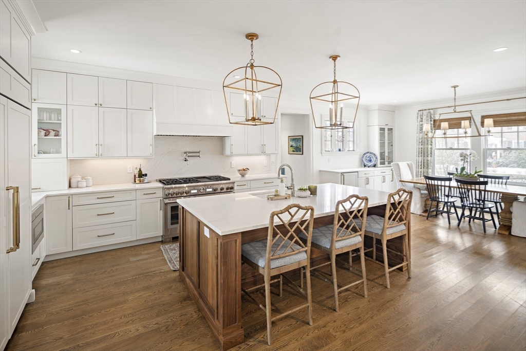 265 Dean Road Brookline, MA 02445 - Photo 4 of 40