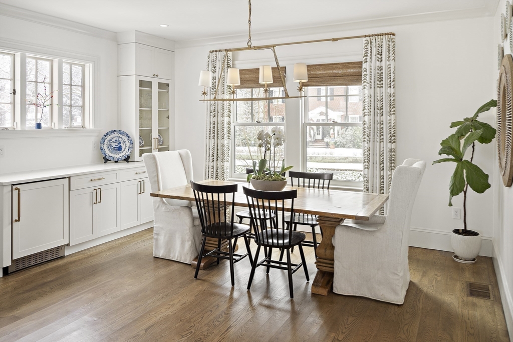 265 Dean Road Brookline, MA 02445 - Photo 5 of 40