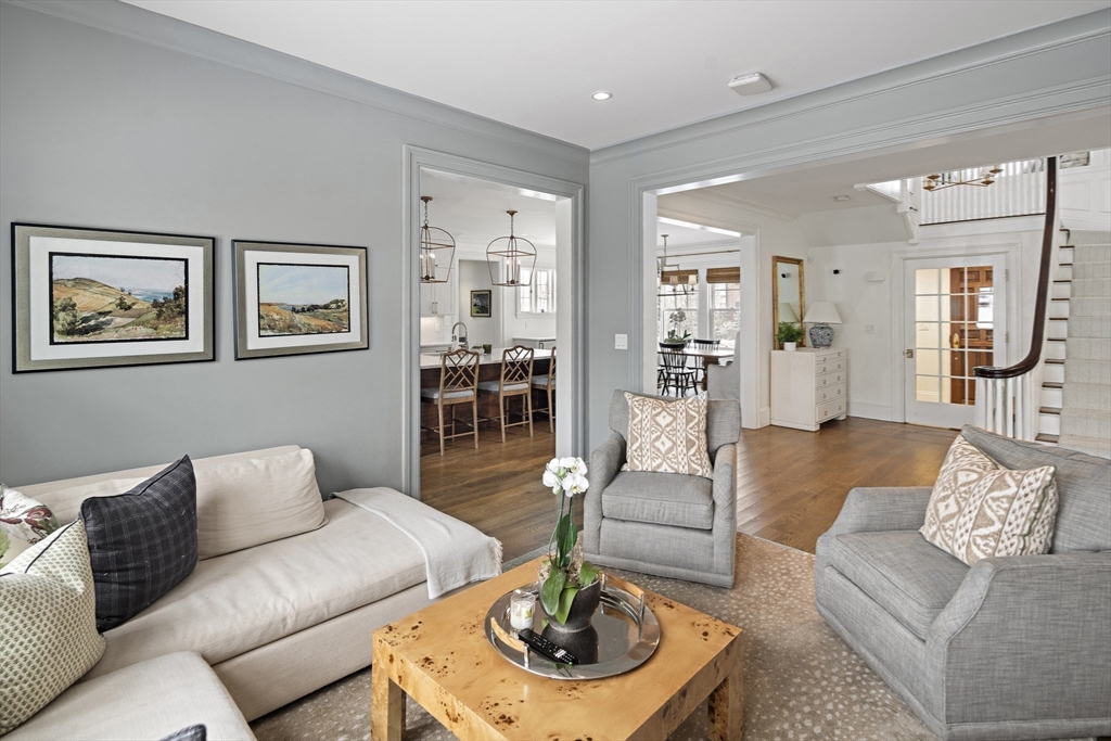 265 Dean Road Brookline, MA 02445 - Photo 8 of 40