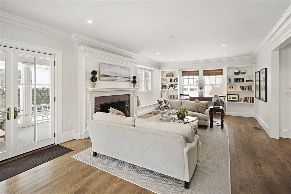 265 Dean Road Brookline, MA 02445 - Photo 9 of 40