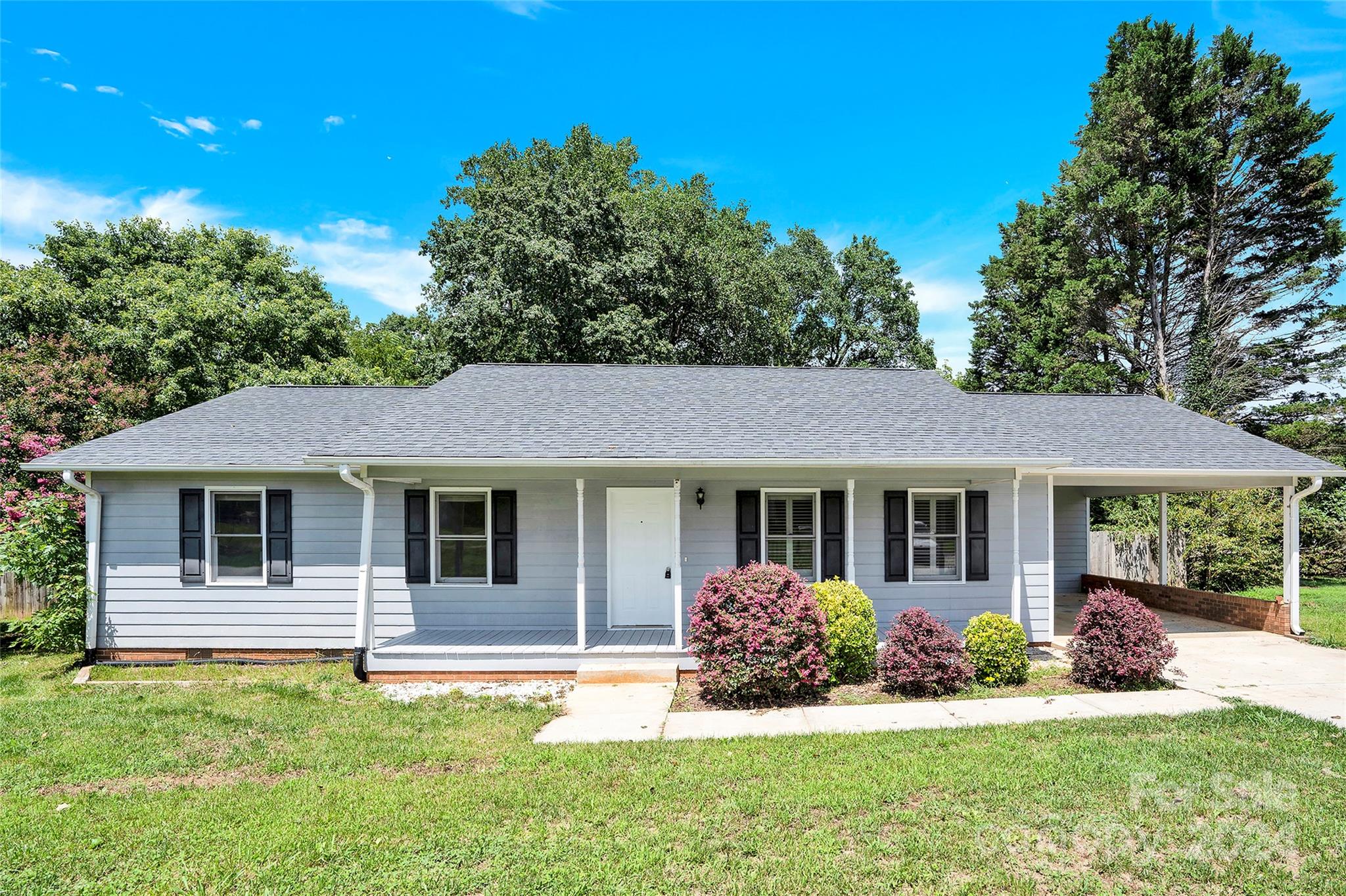 843 Sain Road Mocksville, NC 27028 - Photo 1 of 40 Gallery Image 1