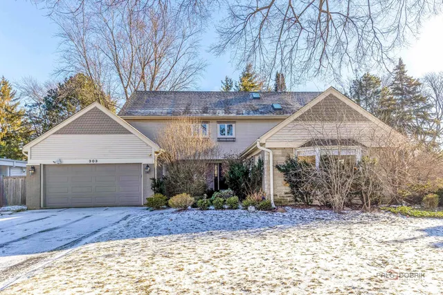 $1,650,000 | 303 Auburn Avenue, Winnetka, IL 60093