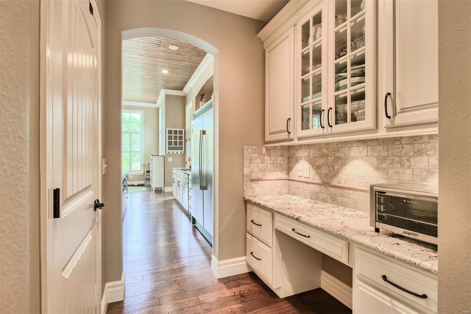 5208 Hazel Road Edwardsville, IL 62025 - Photo 7 of 93 Gallery Image 7
