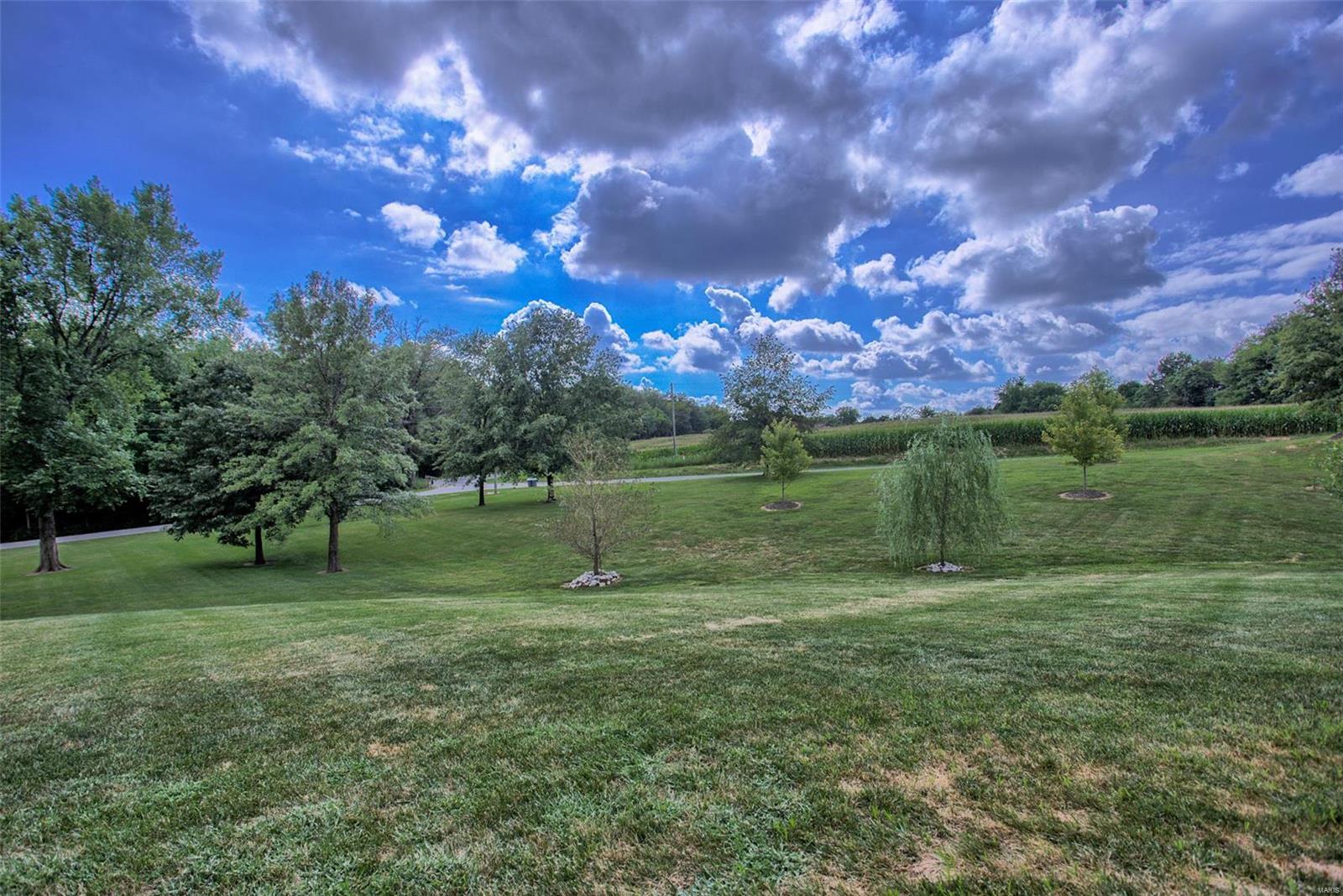 5208 Hazel Road Edwardsville, IL 62025 - Photo 9 of 93 Gallery Image 9