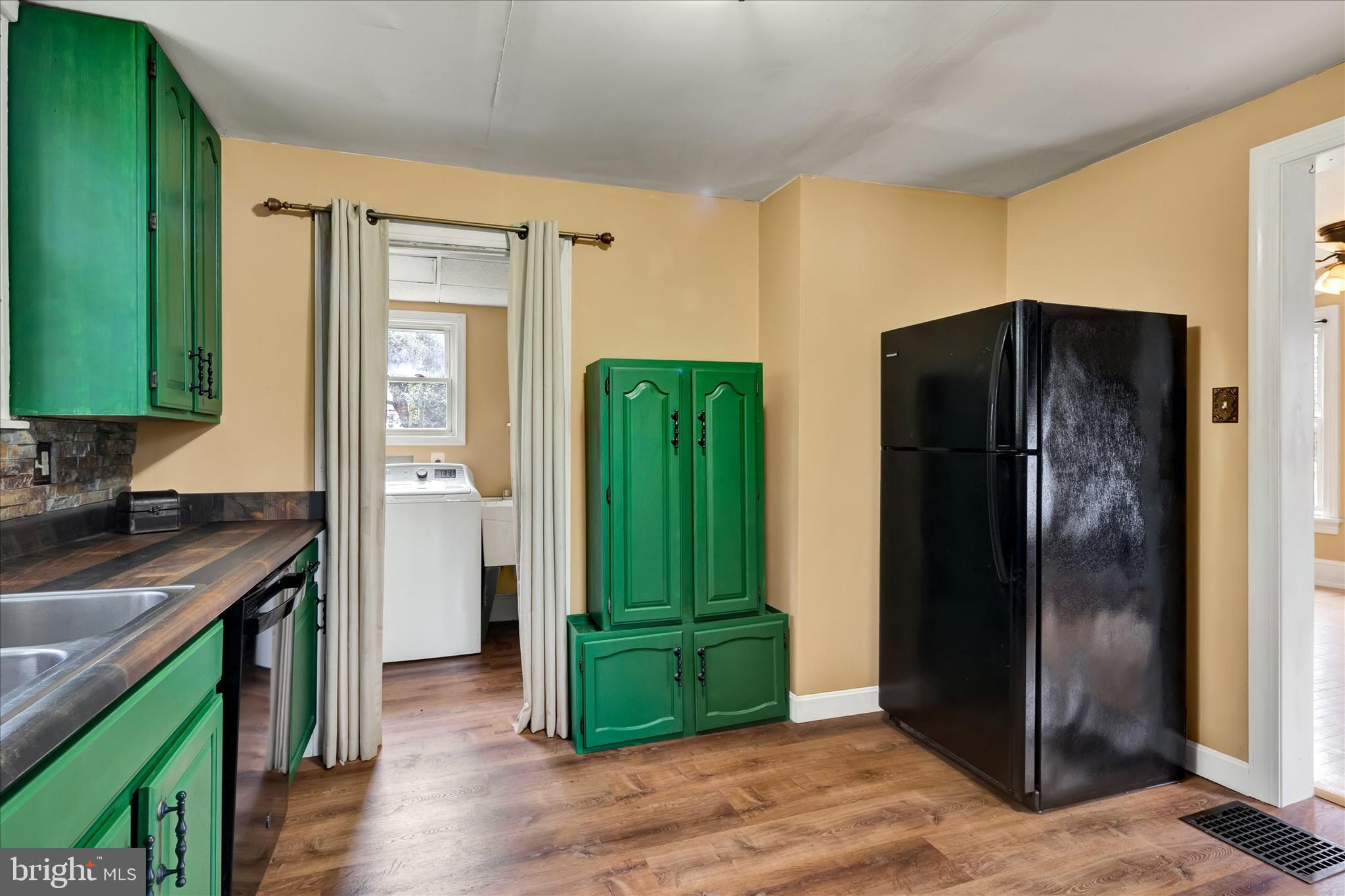 803 Pughtown Road Pottstown, PA 19465 - Photo 4 of 29