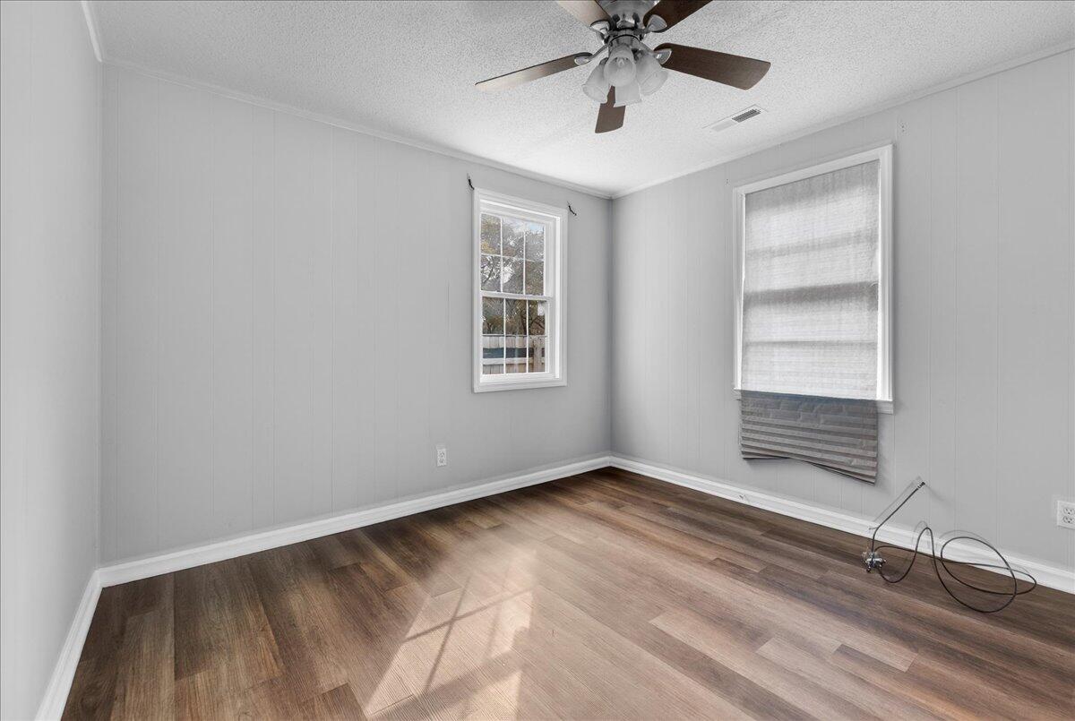 2004 Valnore Road Johns Island, SC 29455 - Photo 15 of 20 15-Maddie Breggia - DSC09105