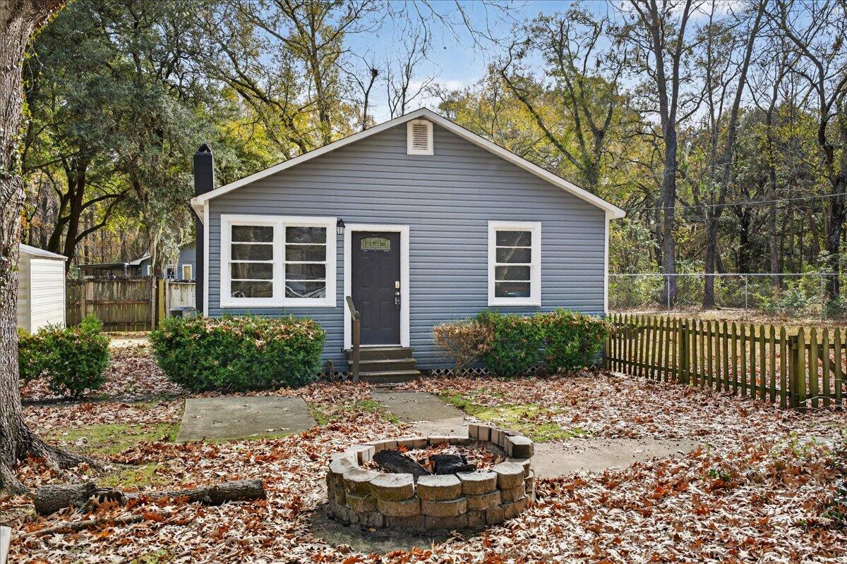 2004 Valnore Road Johns Island, SC 29455 - Photo 3 of 20 03-Maddie Breggia - DSC09118